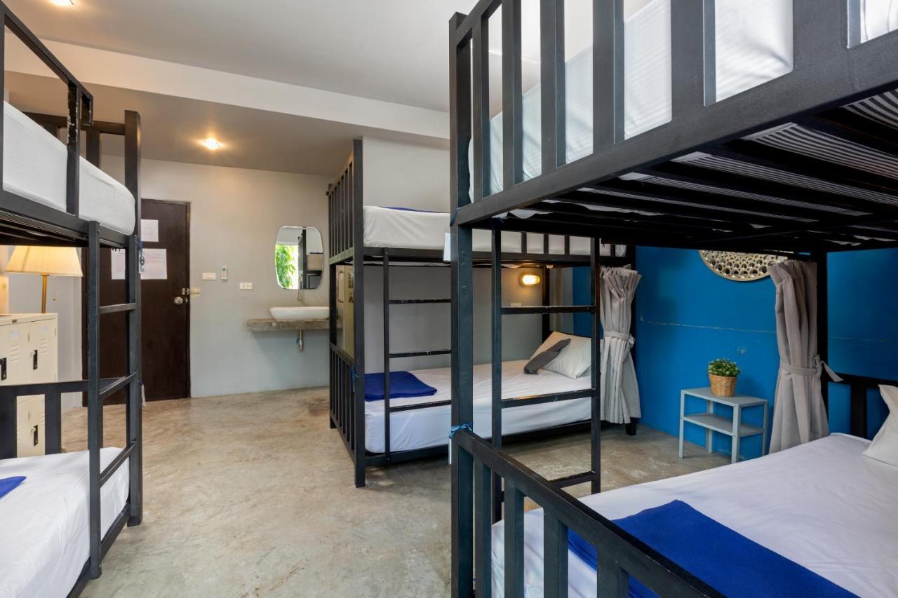 Hip Hostel - Sha Plus Patong Екстер'єр фото
