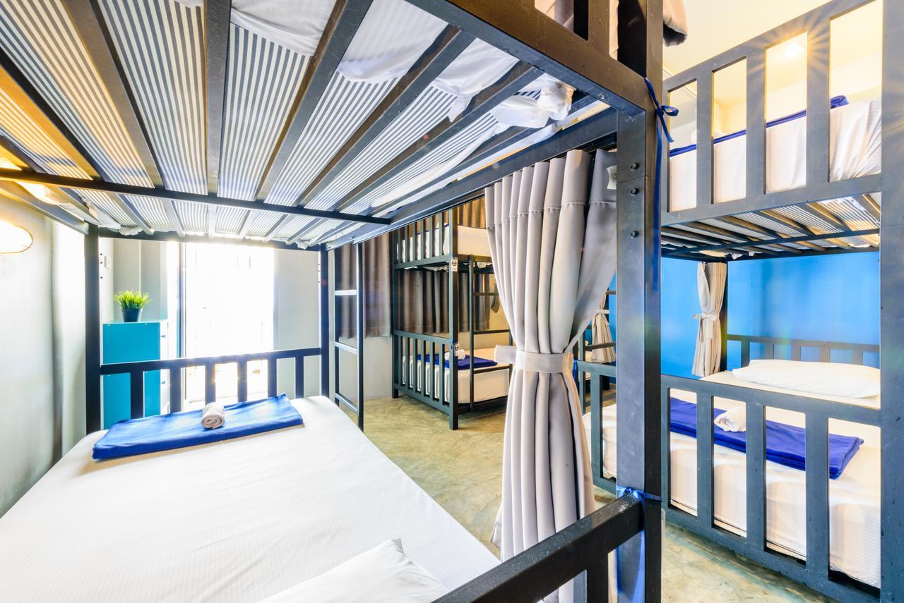 Hip Hostel - Sha Plus Patong Екстер'єр фото