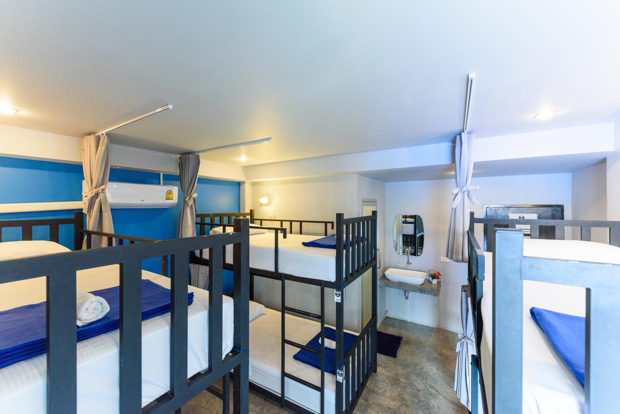 Hip Hostel - Sha Plus Patong Екстер'єр фото
