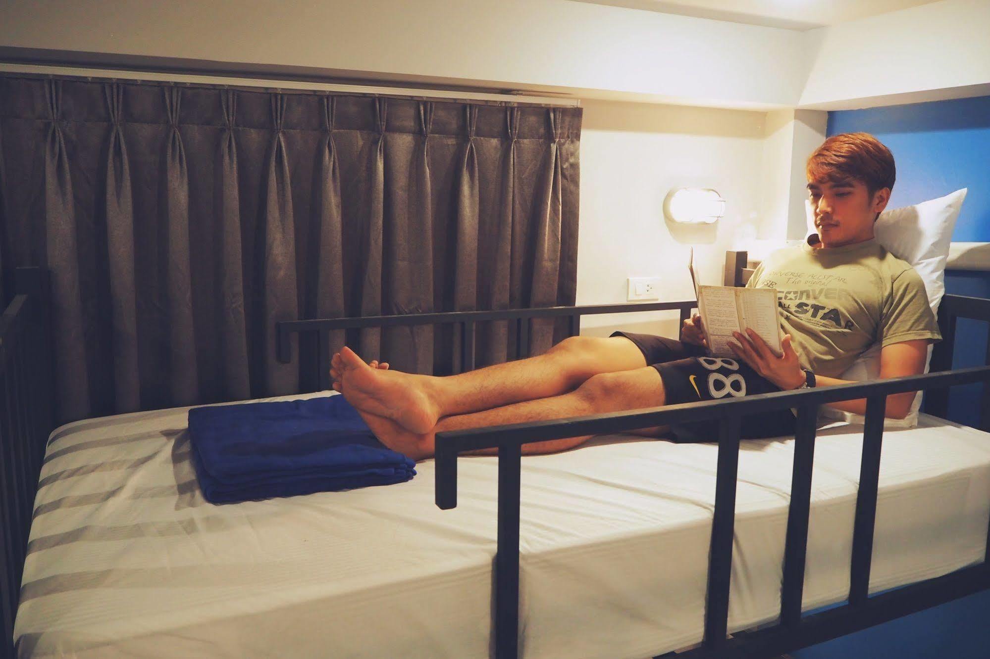 Hip Hostel - Sha Plus Patong Екстер'єр фото